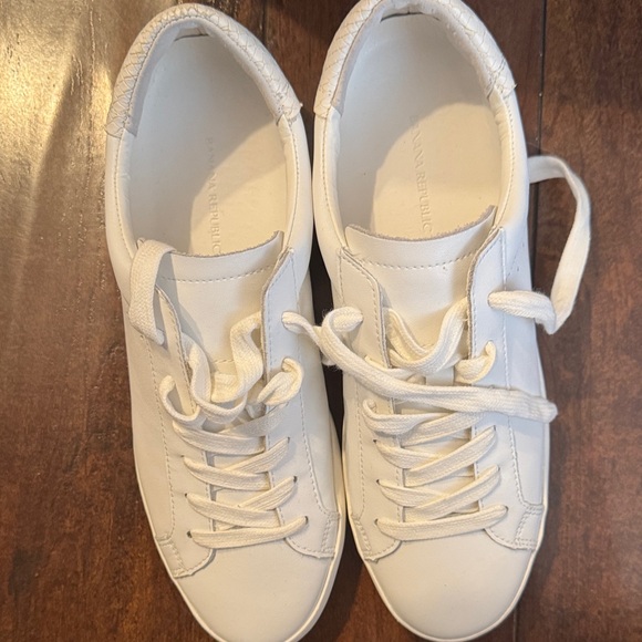 Banana Republic- White Leather Lace-Up Sneakers- minimalist luxury-NIB - Picture 3 of 13
